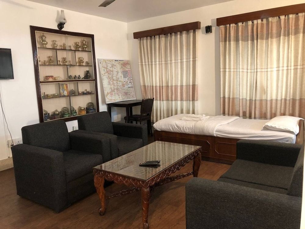 Thamel Apartment Thamel 5 min Walk 1bhk 3rd Floor Studio, 1 Bedroom, Balcony 8