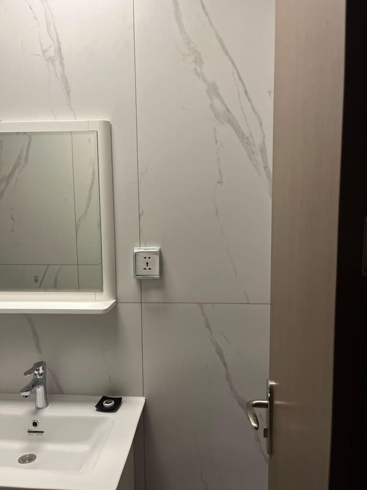 Kigali Greenland Serviced Apartments Superior Apartment, 1 Bedroom, Balcony, City View 15