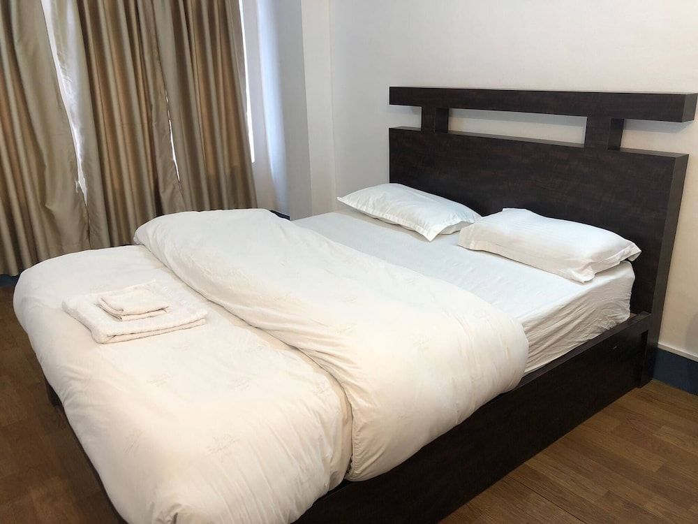 Makalu Apartment 2bhk Thamel 5 min Walk 1st Floor Apartment, 2 Bedrooms, Smoking, Balcony 6