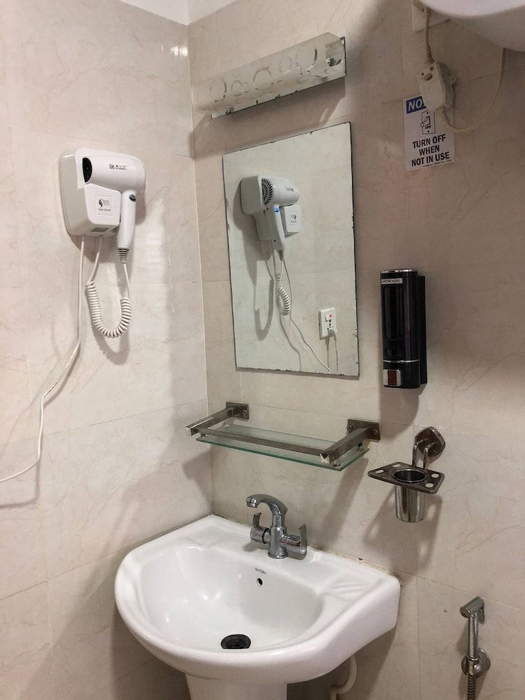 Makalu Apartment 2bhk Thamel 5 min Walk 1st Floor Apartment, 2 Bedrooms, Smoking, Balcony 23