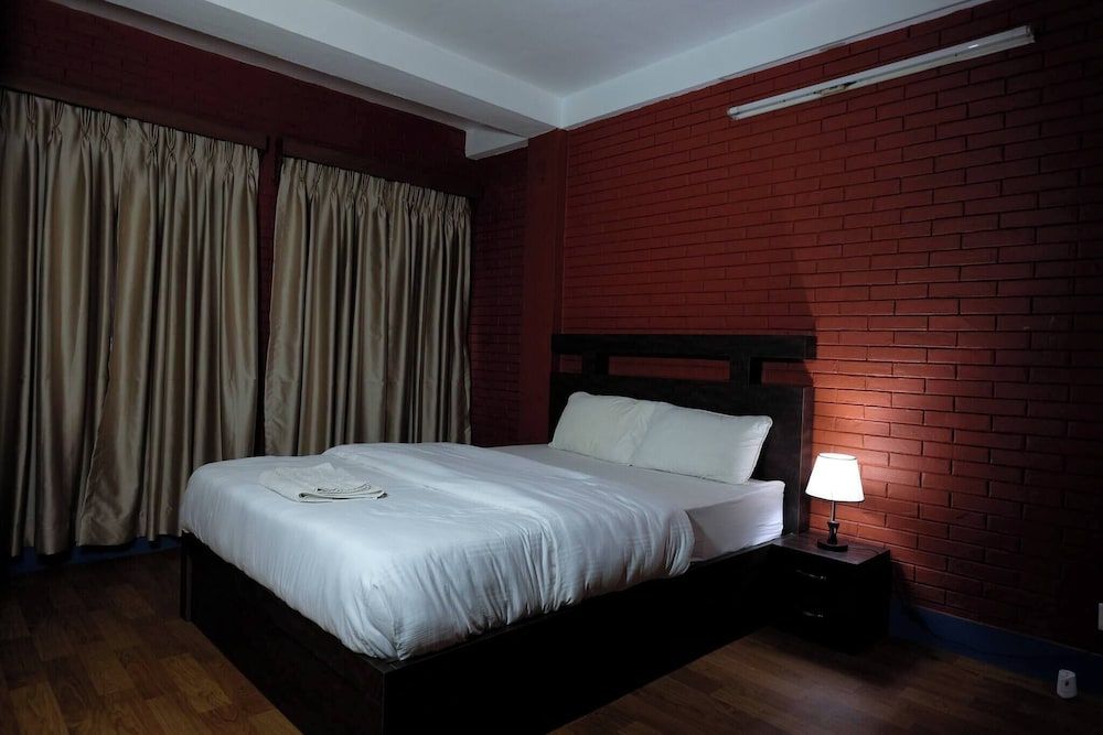 Makalu Apartment 2bhk Thamel 5 min Walk 1st Floor Apartment, 2 Bedrooms, Smoking, Balcony 10