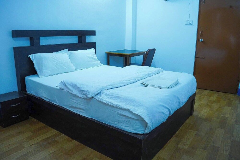 Makalu Apartment 2bhk Thamel 5 min Walk 1st Floor Apartment, 2 Bedrooms, Smoking, Balcony 17