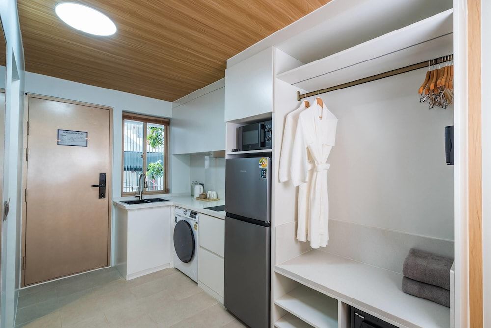 Wyndham Garden Samui Wing Standard Room, 1 King Bed 9