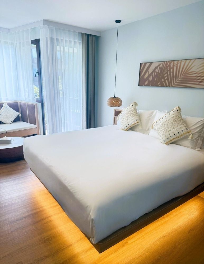 Wyndham Garden Samui Wing Standard Room, 1 King Bed 5