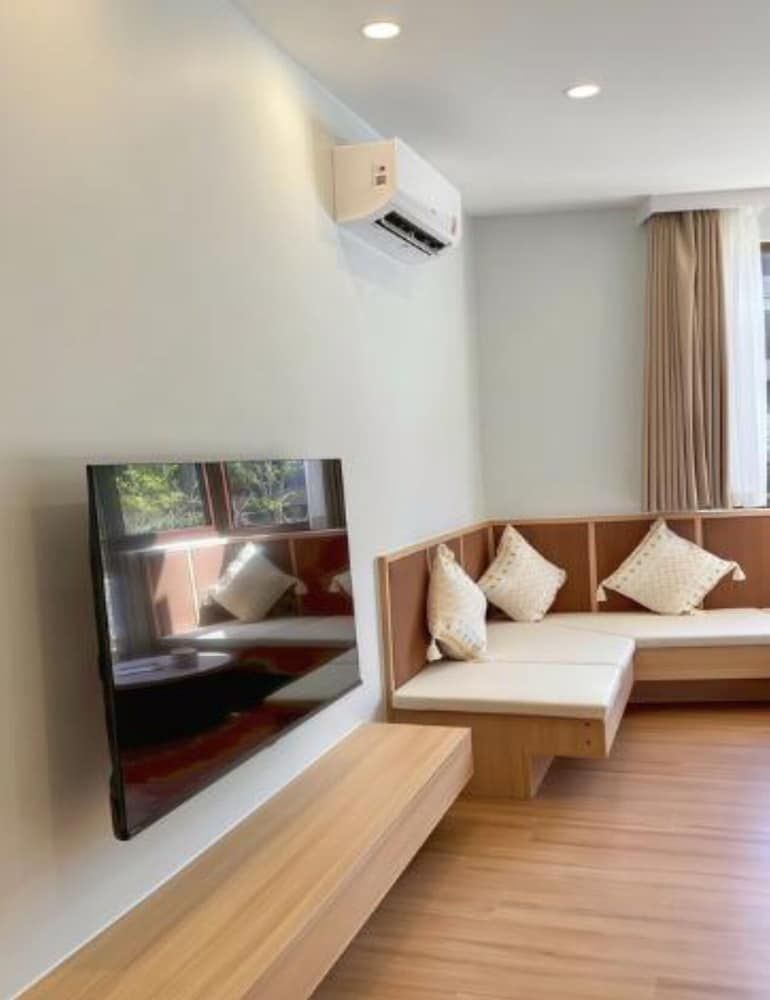 Wyndham Garden Samui Wing Standard Room, 1 King Bed 24