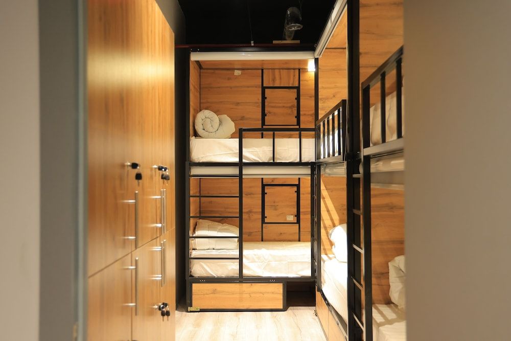 DOO Hostel Premier Shared Dormitory, Women only