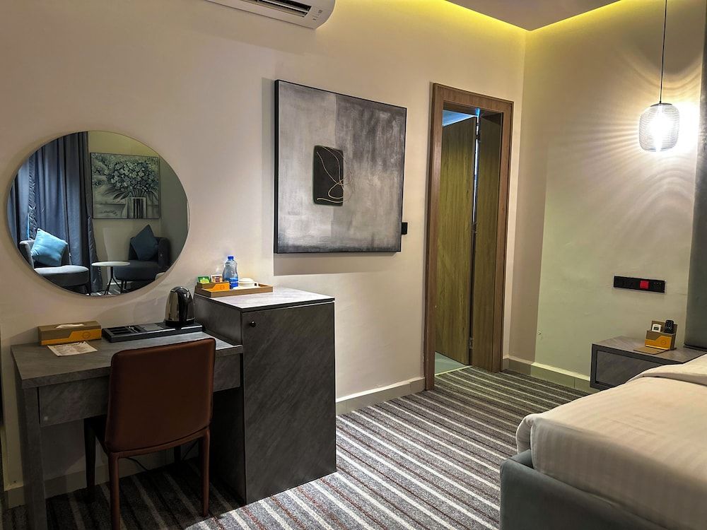 ELYSIAN HOTEL Luxury Apartment, 2 Queen Beds, Kitchenette 5