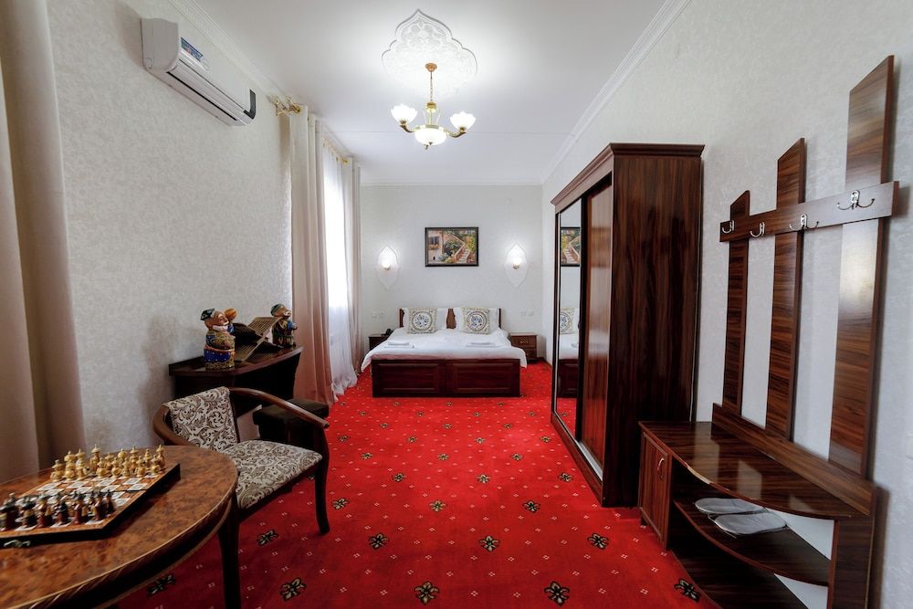 Qibla Tozabog Double Room 2