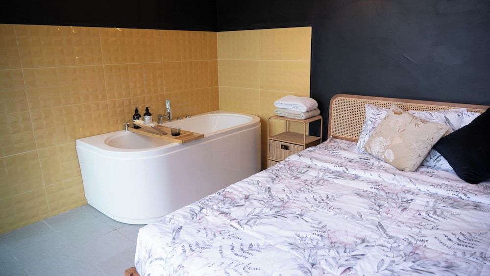 Jaokhun Hilltop Kamala Phuket Villa, Private Pool