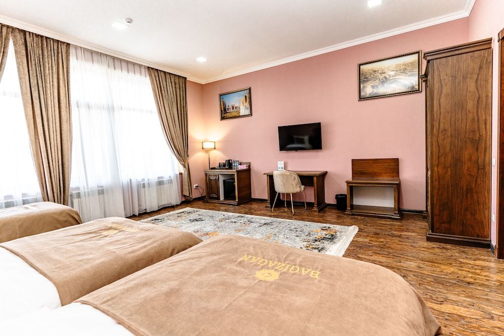 BAGIZAGAN HOTEL Deluxe Twin Room 4