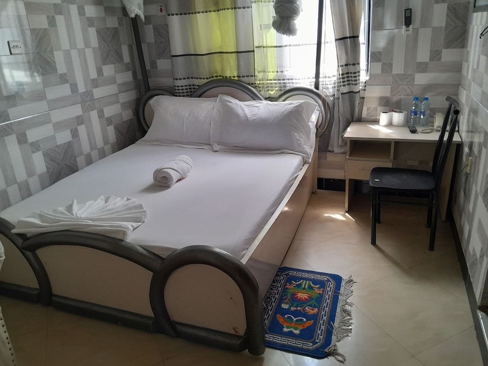 Happy Classic Lodge Deluxe Double Room 4