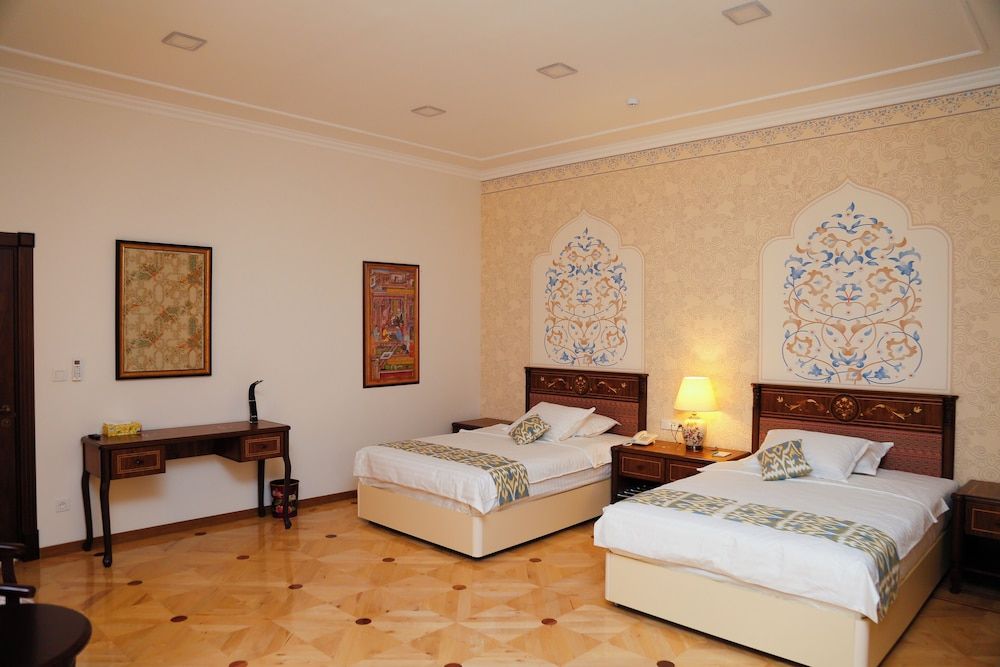 Ikat Villa Deluxe Twin Room