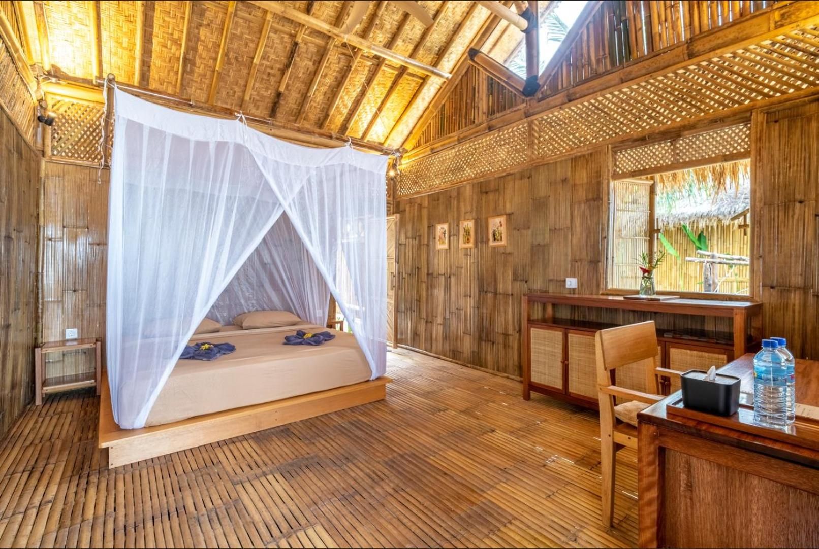 Catappa Village Lombok Villa with Sea View