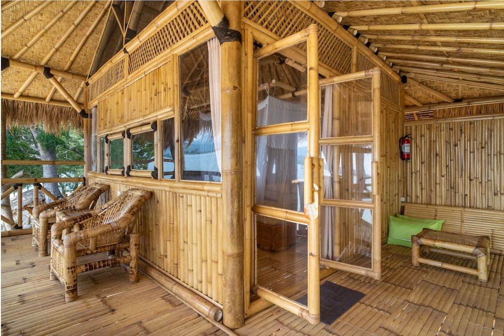 Catappa Village Lombok Deluxe Villa, 1 Queen Bed, Ocean View, Beachfront