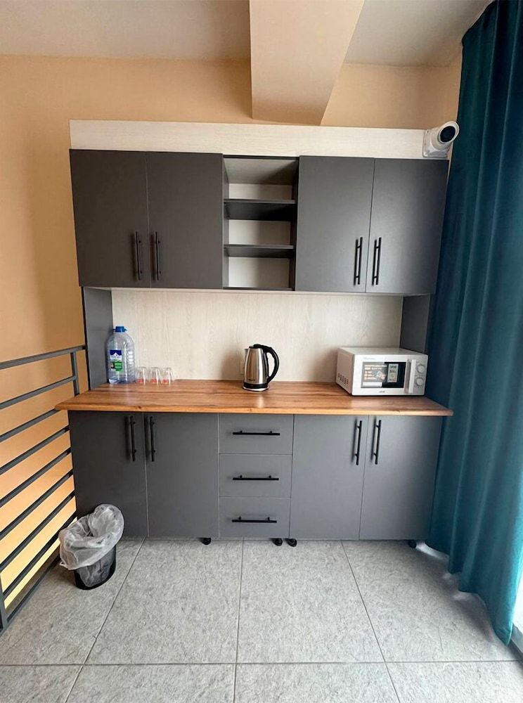 A Hostel Private Room for 8 6