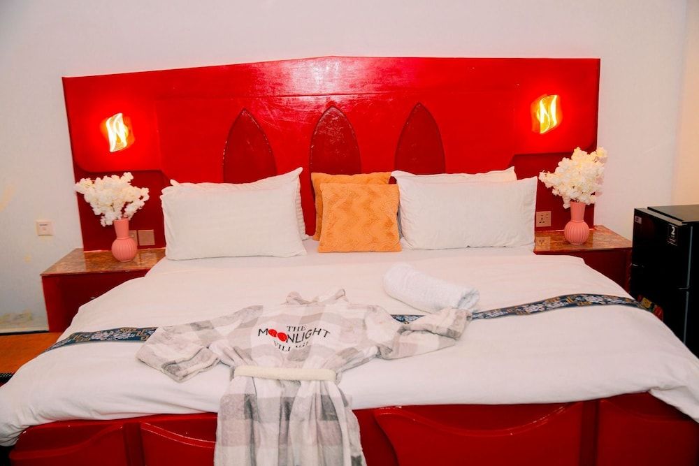 Moonlight Village Deluxe Double Room