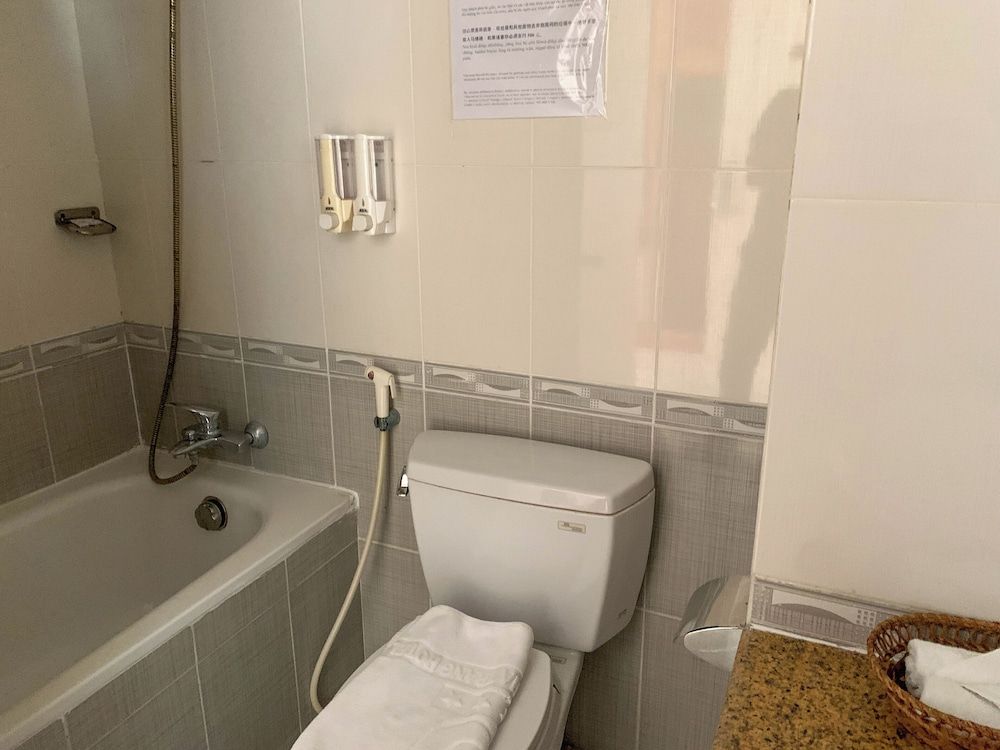 Media Nha Trang Hotel Family Room, Partial Ocean View 7