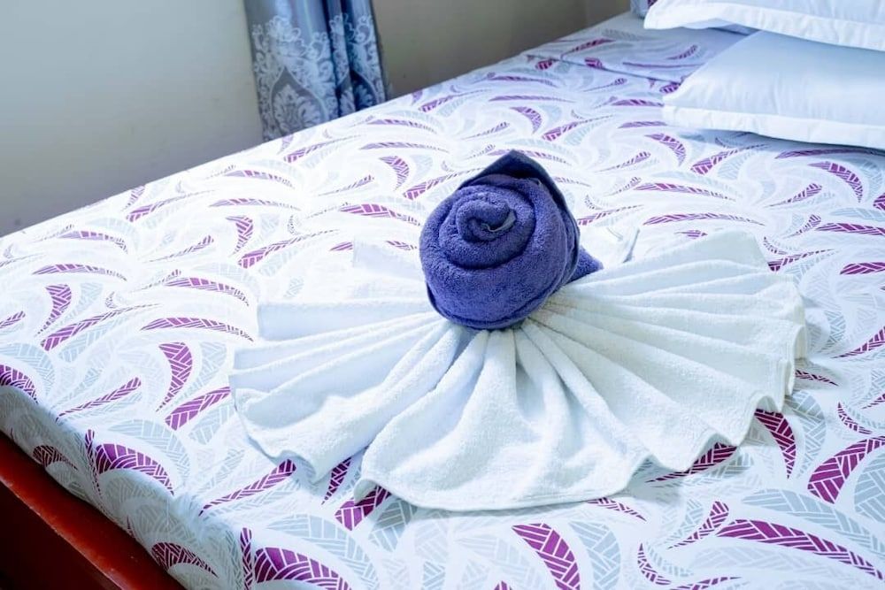 L &j modern backpackers BnB Standard Double Room 7