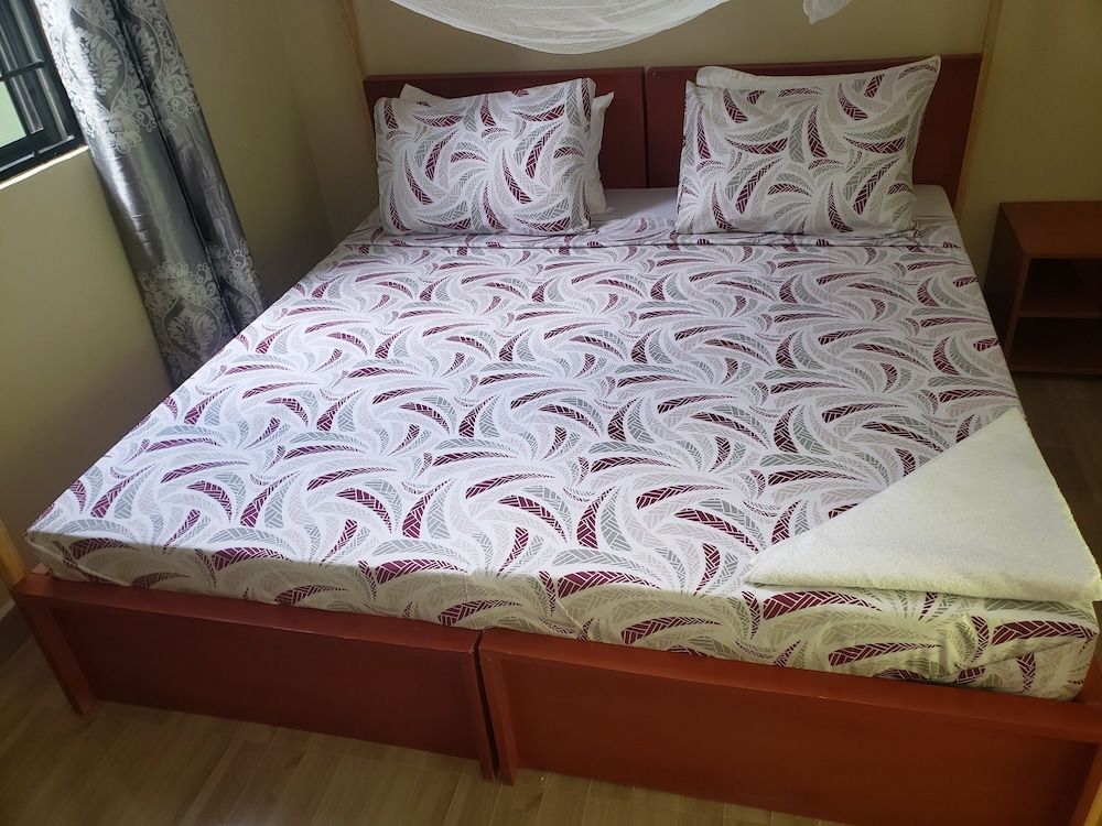 L &j modern backpackers BnB Standard Double Room 4