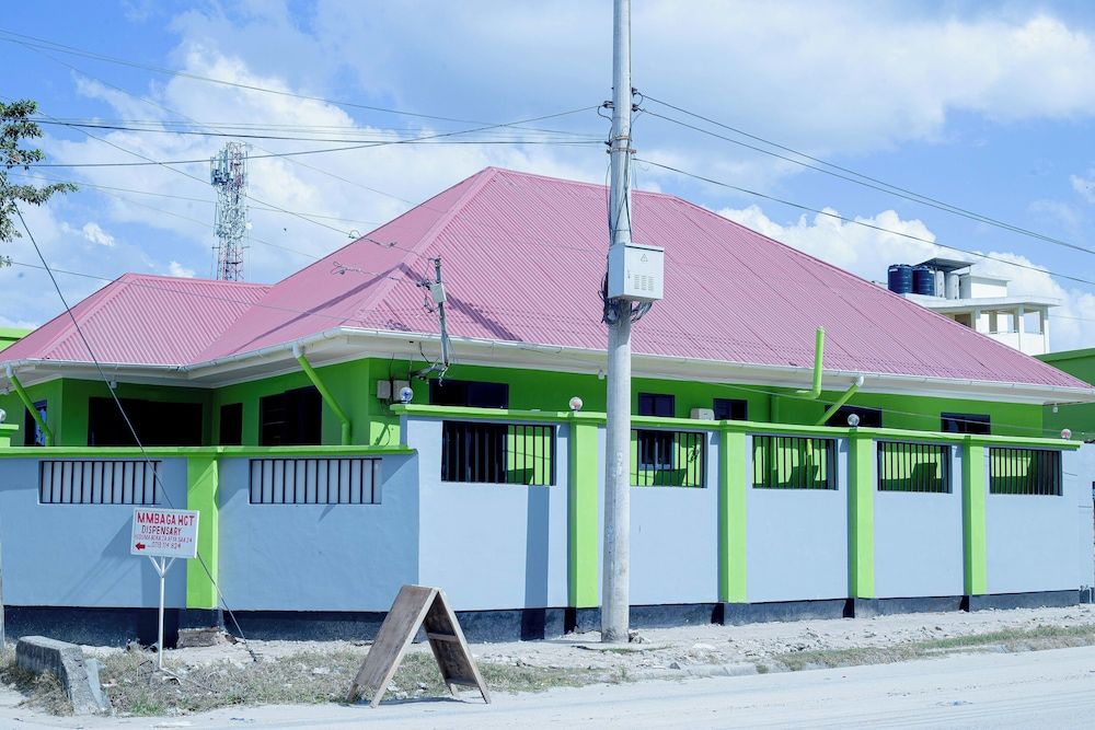 L &j modern backpackers BnB