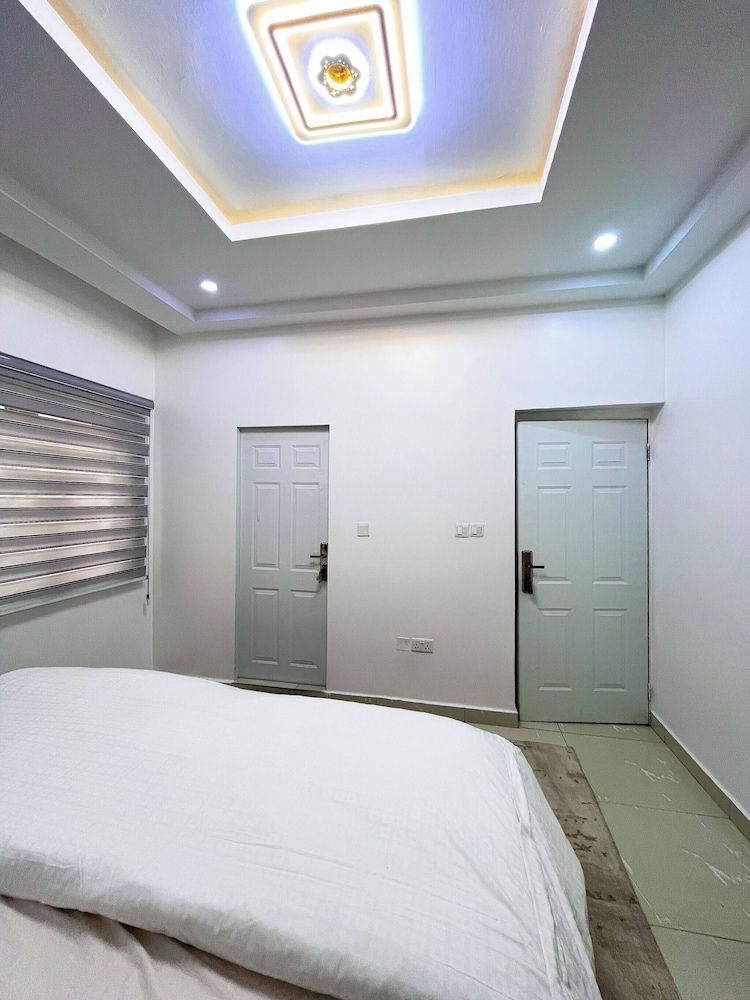 Luxurious 3BR Apartment 247 Power City Views Apartment, 3 Bedrooms, Accessible, Smoking 10