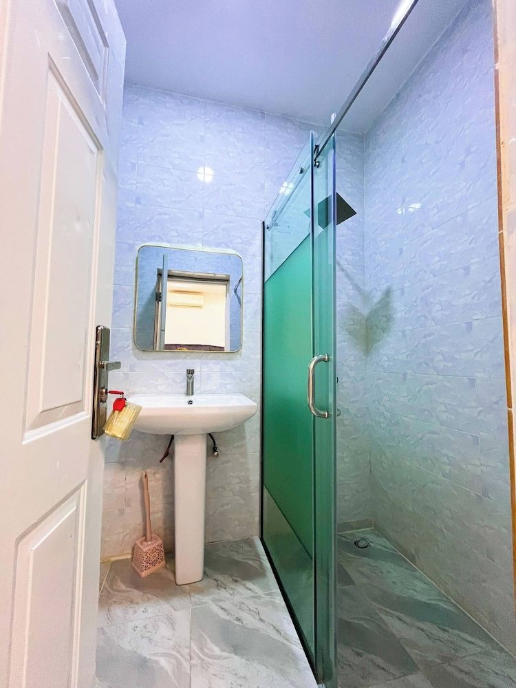 Luxurious 3BR Apartment 247 Power City Views Apartment, 3 Bedrooms, Accessible, Smoking 11