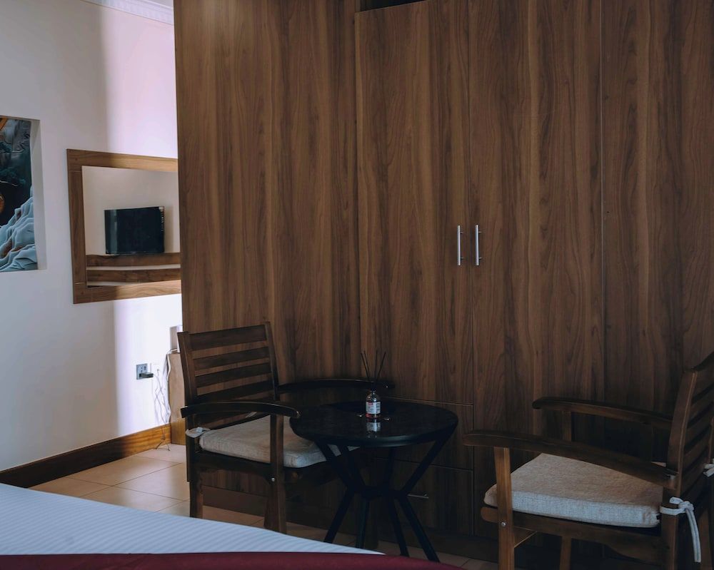 ROYAL CROWN HOTEL Executive Double Room, Balcony, City View 14