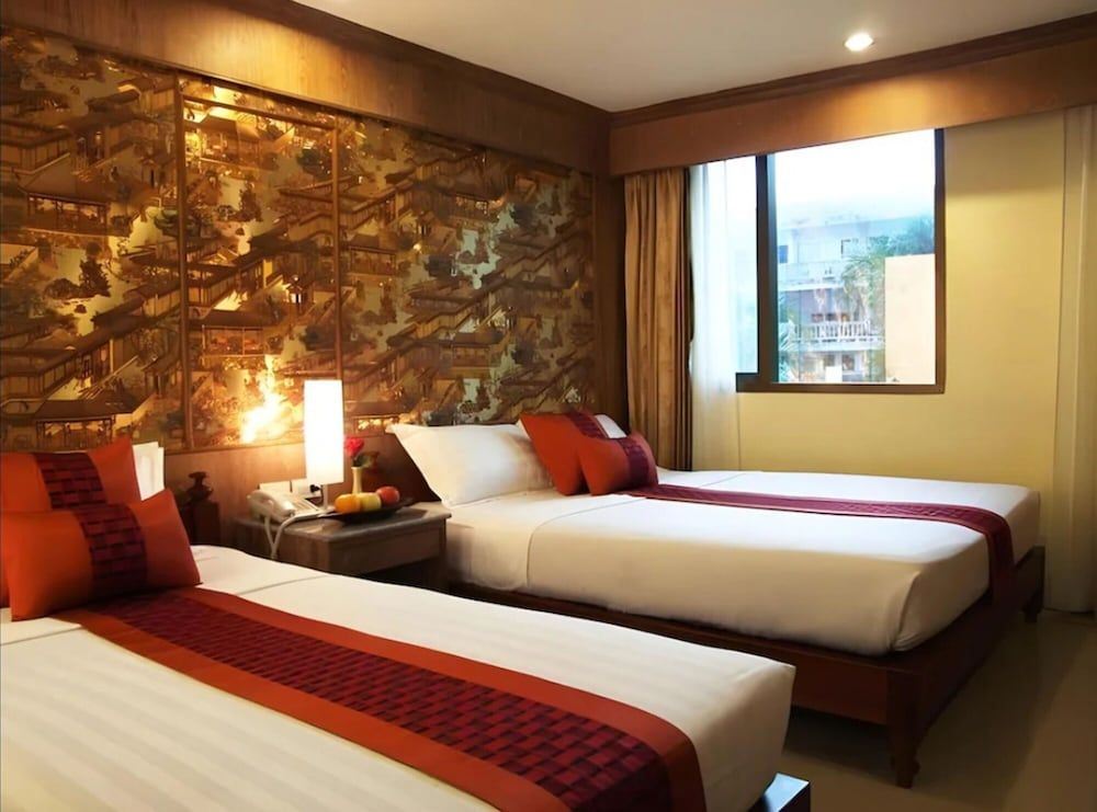 Palette Walking Street Pattaya Deluxe Twin Room