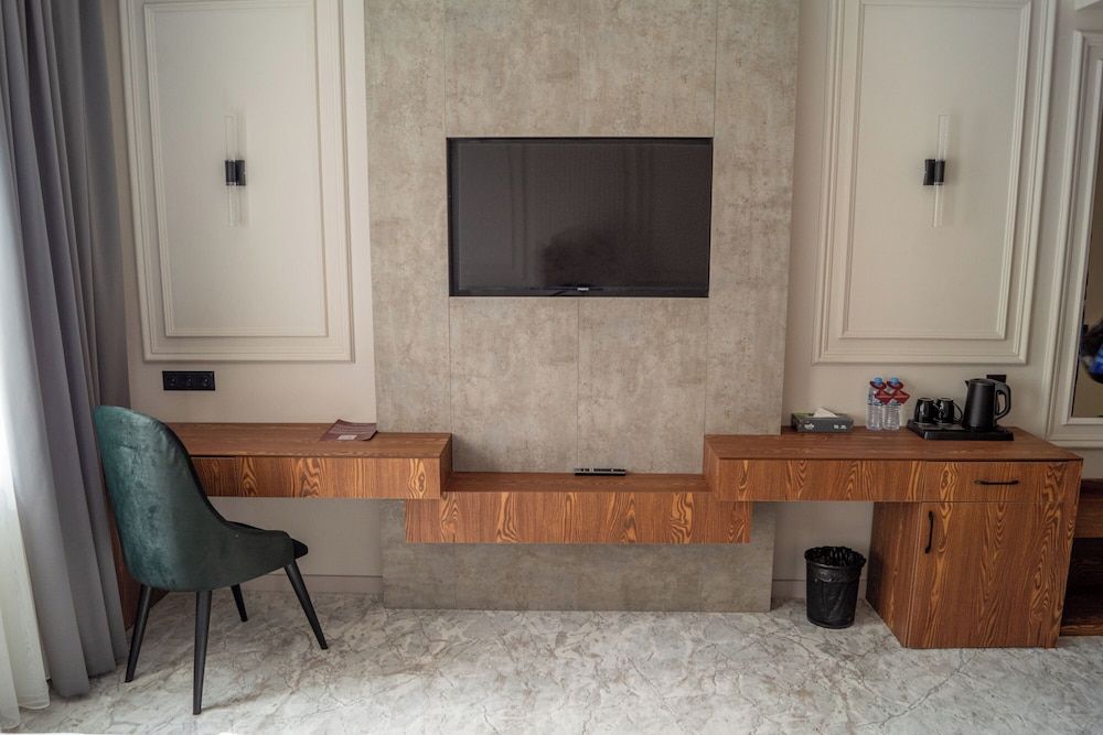 Meridian Plaza by Reikartz Standard Twin Room 7