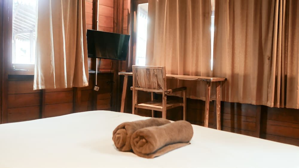 Westwood Bungalow Deluxe Twin Room, Garden View 17