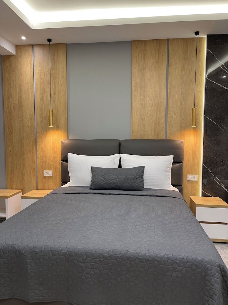 Hotel Maraj Standard Double Room, Non Smoking, City View 2