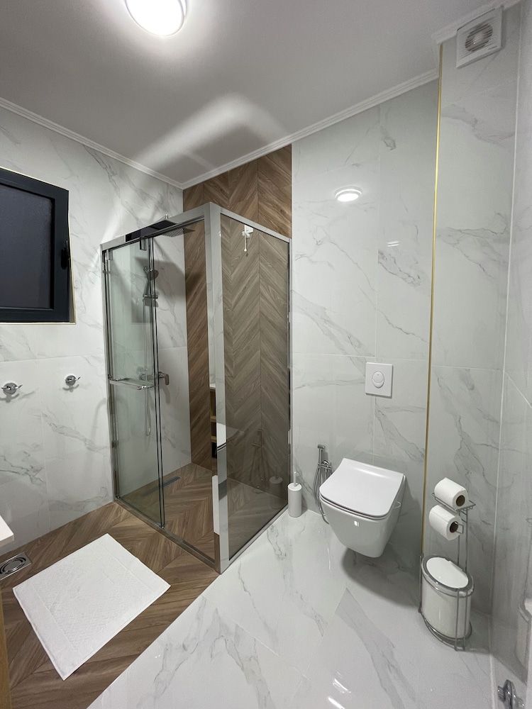 Hotel Maraj Standard Double Room, Non Smoking, City View 8