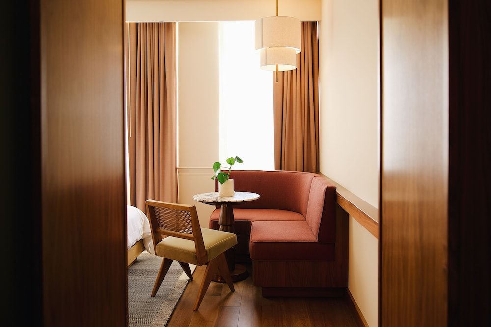 Municipal Grand Room, 1 King Bed 2