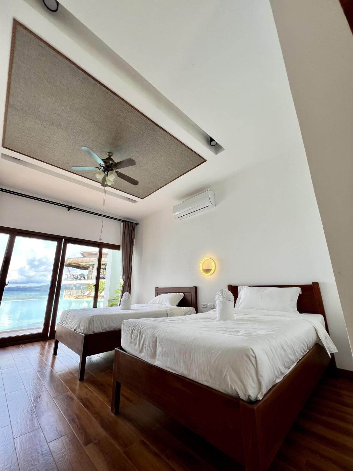 Twin Room with Balcony