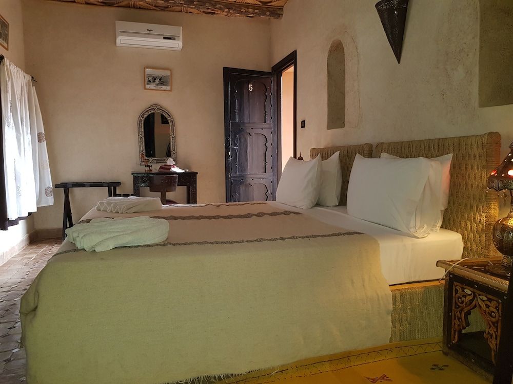 Kasbah La Cigogne Comfort Double Room 2
