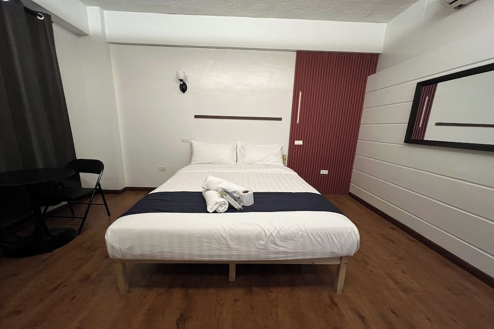 At The Pad Hotel And Resort Superior Quadruple Room 2