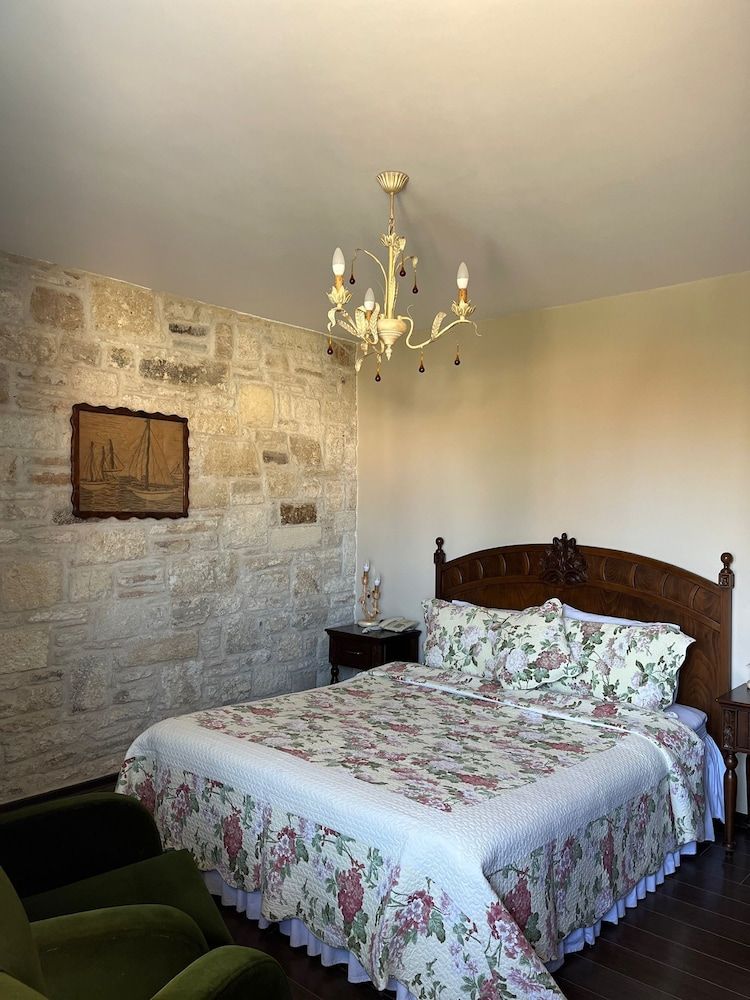 Griffon Boutique Hotel - Boutique Class Deluxe Double or Twin Room (Single Use) 3