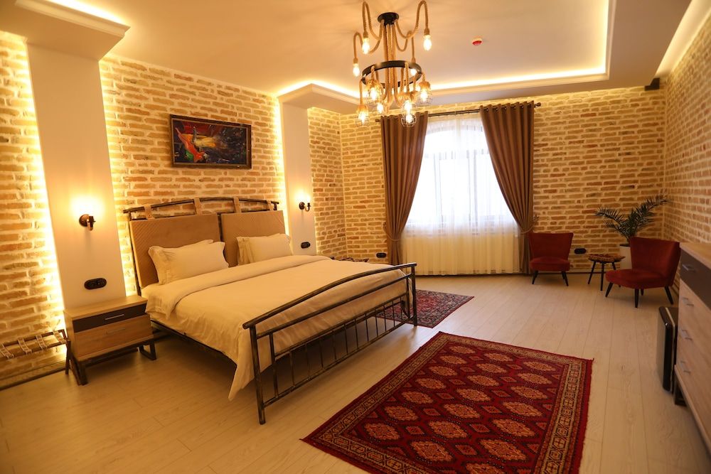 Arka boutique hotel Luxury Suite, City View