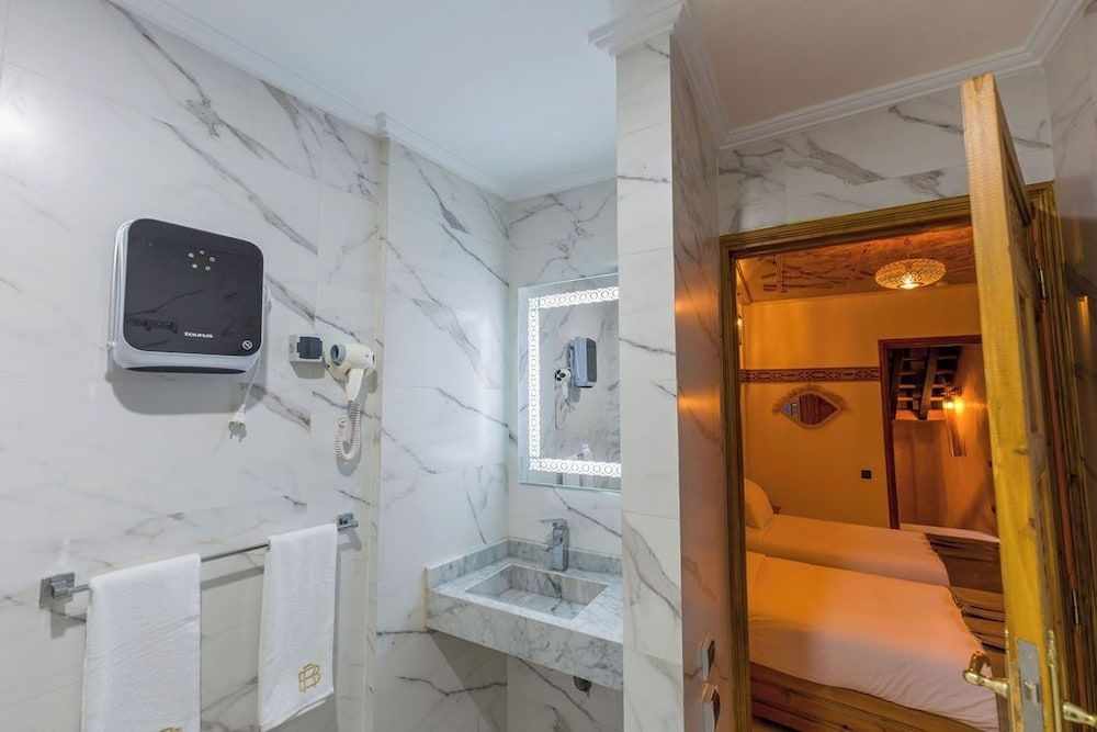 Riad Brothers Standard Double Room 36