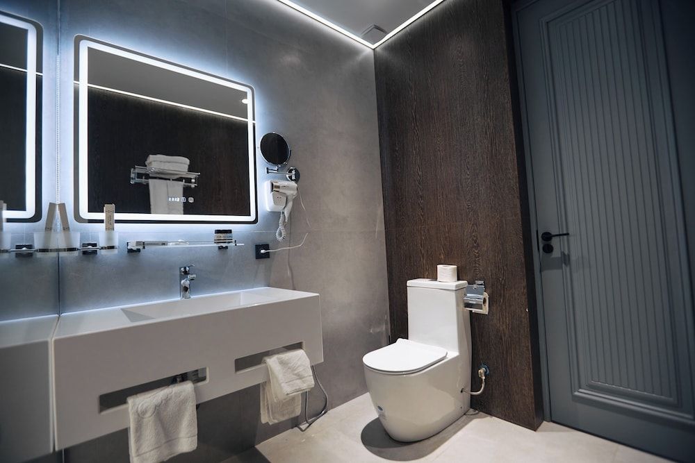 Rio Hotel Deluxe Double Room, Courtyard View 7