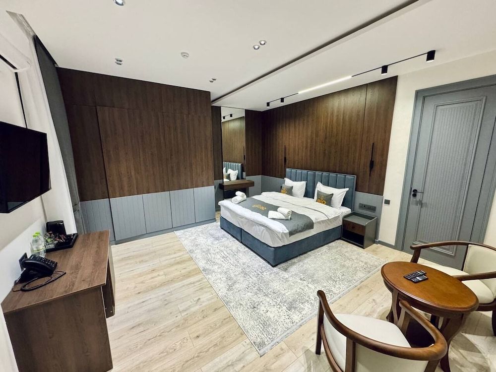 Rio Hotel Deluxe Double Room, Courtyard View 10