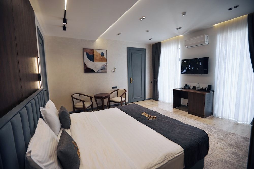 Rio Hotel Deluxe Double Room, Courtyard View 3