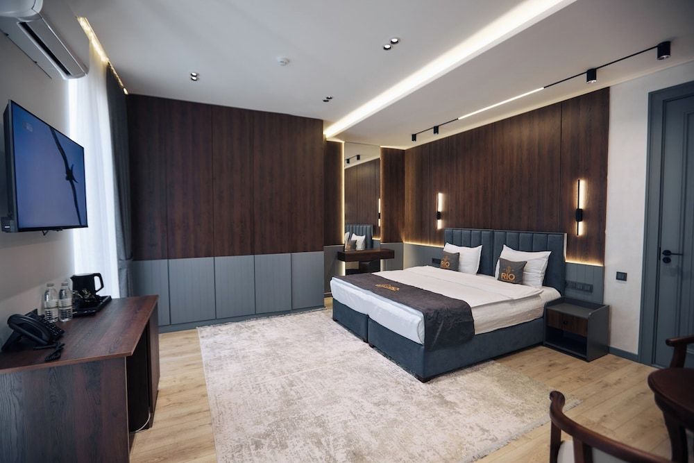 Rio Hotel Deluxe Double Room, Courtyard View 4