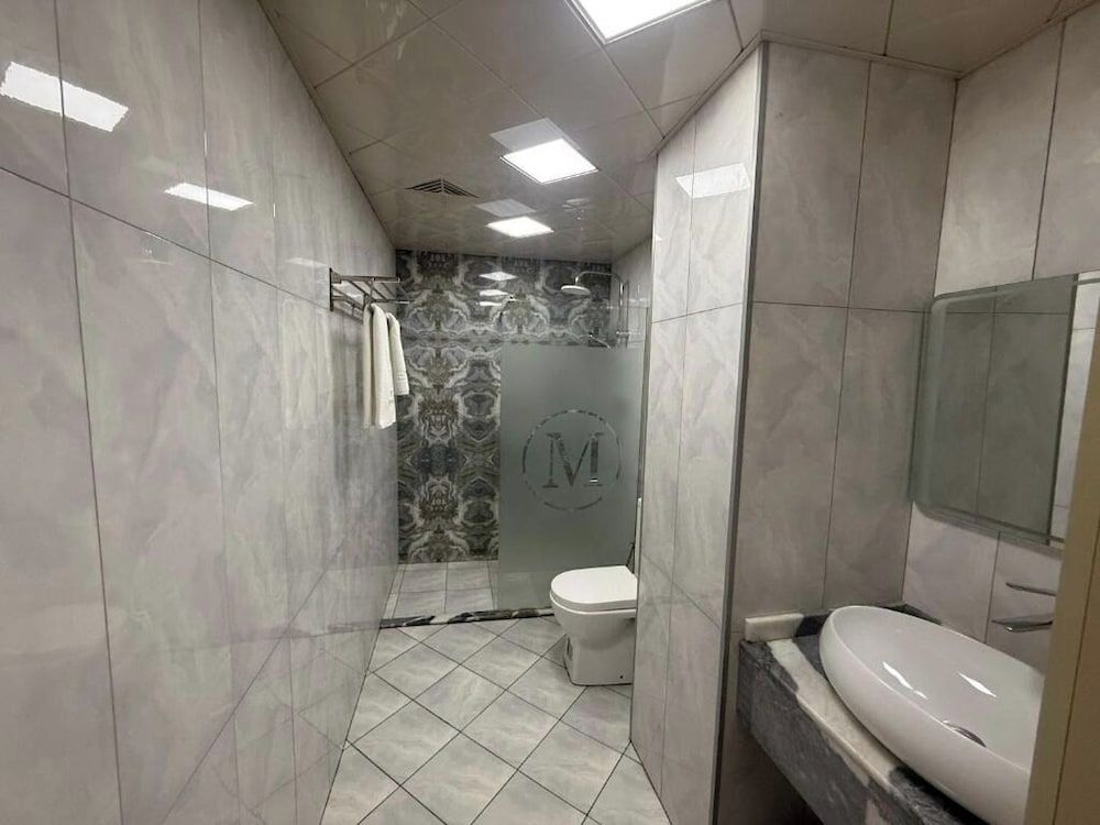 Black Mont Inn Deluxe Double Room, City View 11