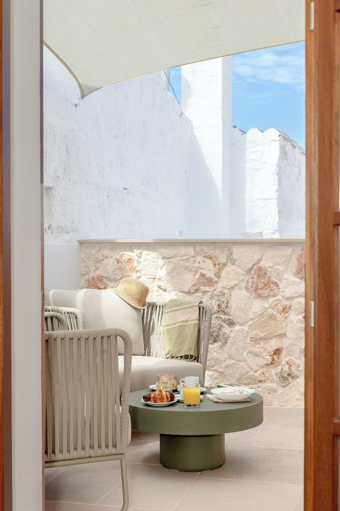 SES SIS ROSES HOTEL Comfort Duplex, Terrace