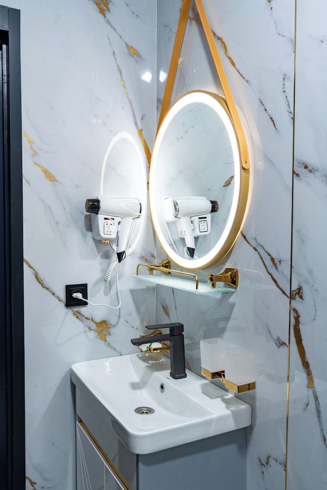 GOLD STAR PALACE HOTEL Luxury Twin Room 6