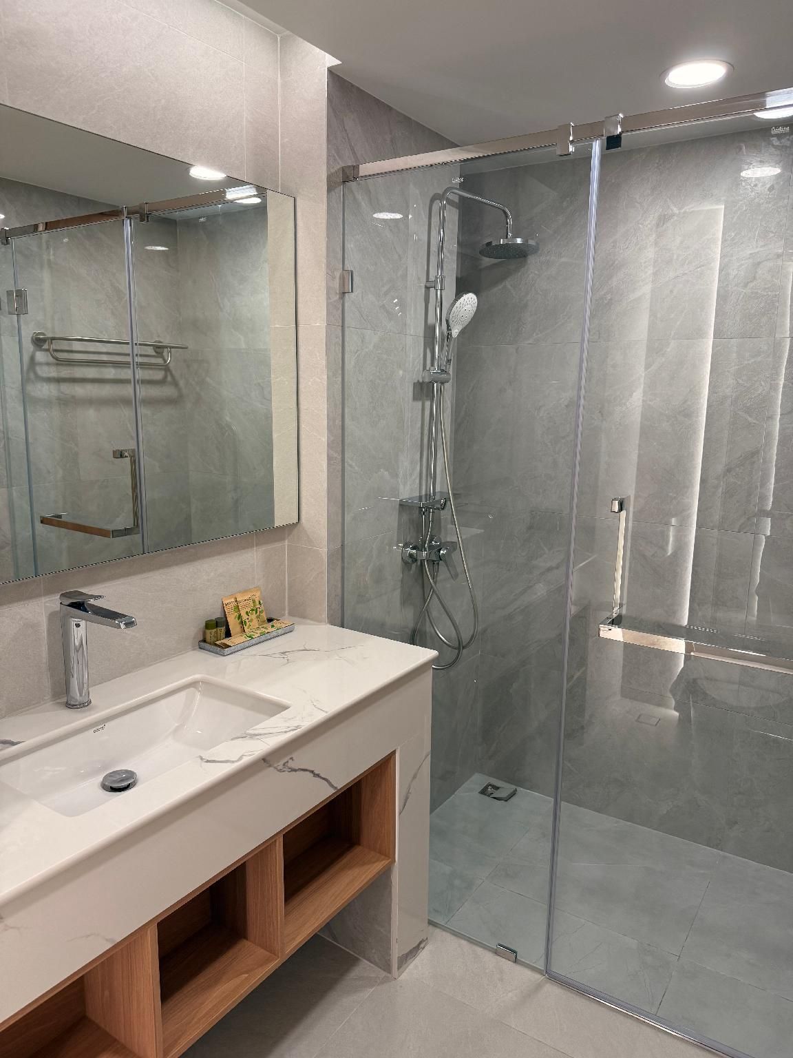 Family 2 Bedroom for 4 Person