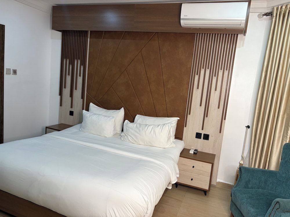 COLOGNE RESIDENCE Deluxe Apartment