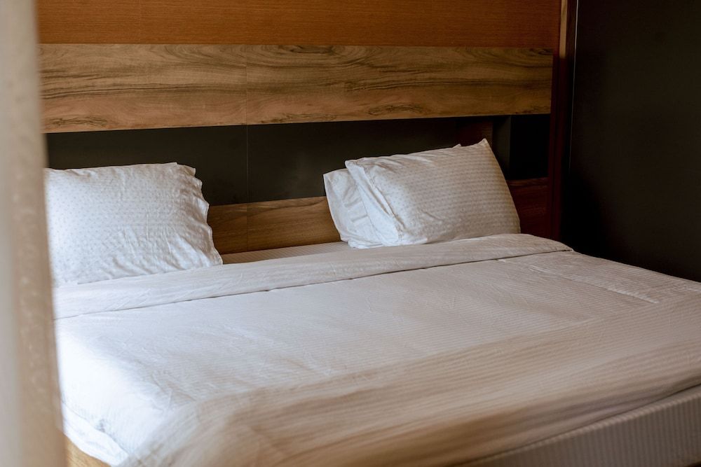 Vista Heights Residence Deluxe Double Room, 1 Bedroom, City View, Garden Area 7