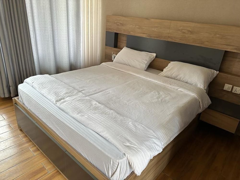 Vista Heights Residence Deluxe Double Room, 1 Bedroom, City View, Garden Area